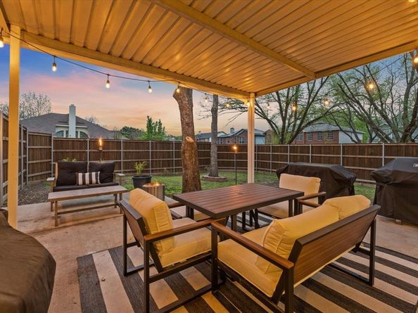 2245  Villawood Lane , Garland Texas 75040