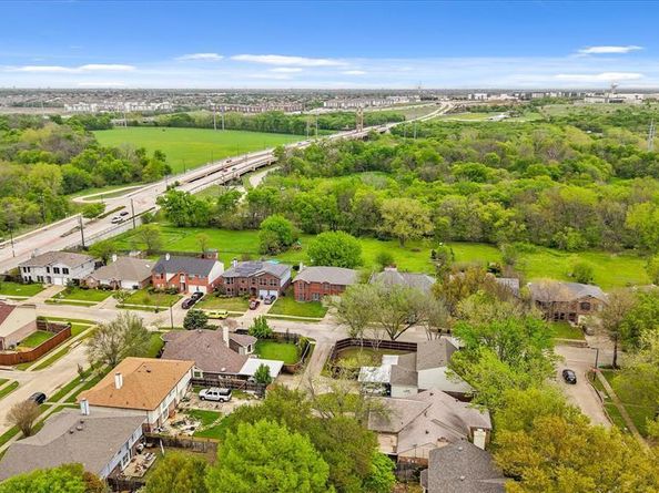 2245  Villawood Lane , Garland Texas 75040