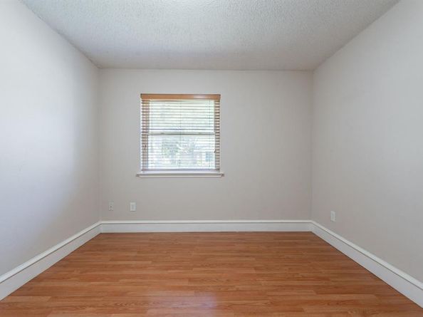 1011  John Reagan Street , Benbrook Texas 76126