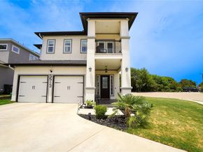 5513  Longcrest Drive , Garland Texas 75043