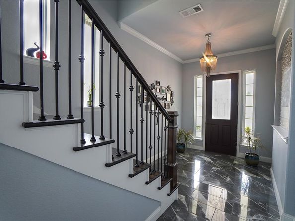 5513  Longcrest Drive , Garland Texas 75043