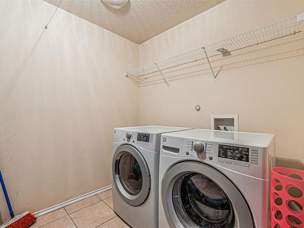 8110  Macgregor Drive , Arlington Texas 76002