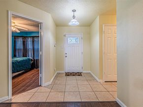 8110  Macgregor Drive , Arlington Texas 76002