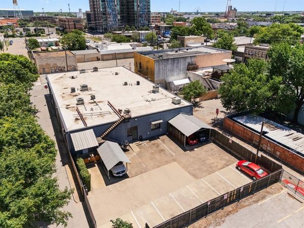 215 N Walton Street  2, Dallas Texas 75226