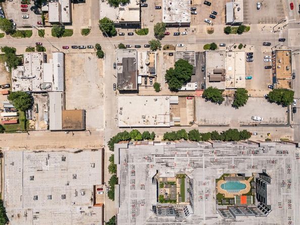 215 N Walton Street  2, Dallas Texas 75226