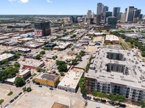 215 N Walton Street  2, Dallas Texas 75226