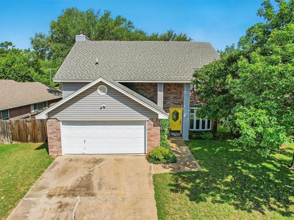 6316  Brookstone Drive , Arlington Texas 76001