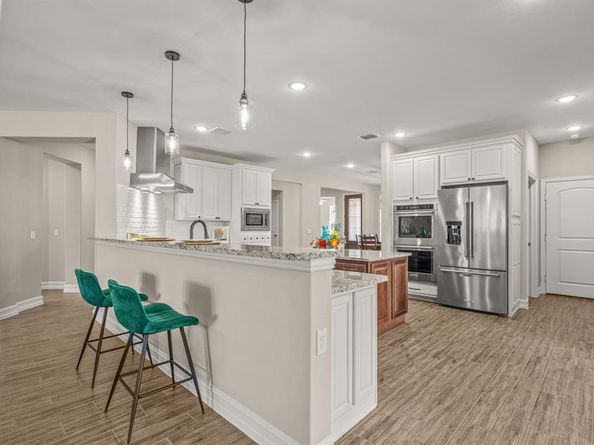 712  Freedom Lane , Little Elm Texas 76227