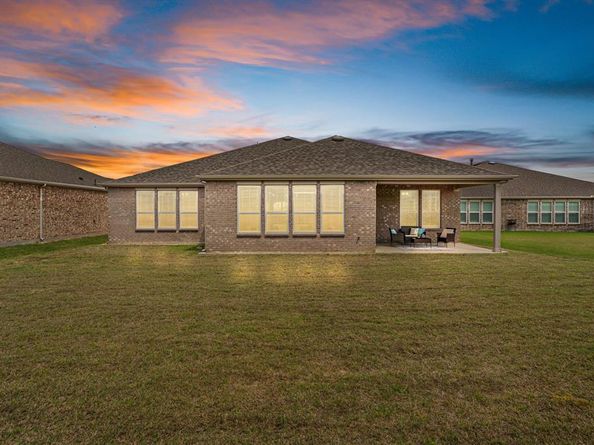 712  Freedom Lane , Little Elm Texas 76227