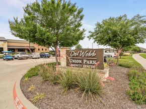 712  Freedom Lane , Little Elm Texas 76227