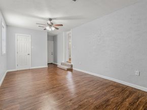 2409  Klondike Drive , Dallas Texas 75228