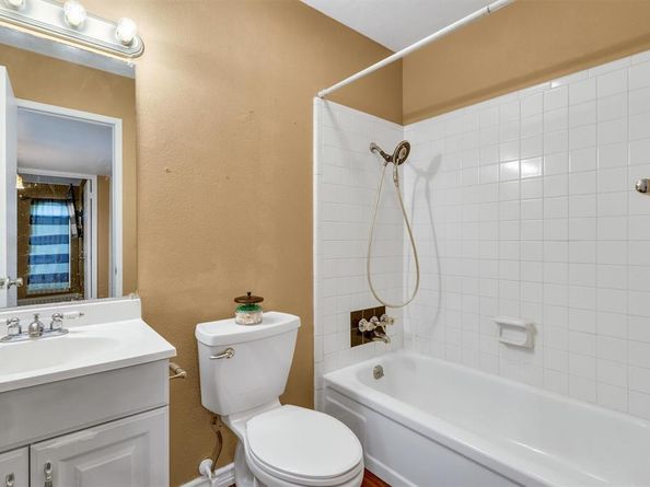 213  Colonel Drive , Garland Texas 75043