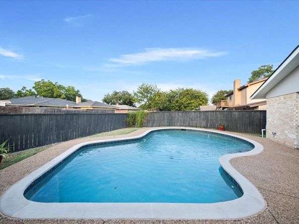 1341  Forestglen Drive , Lewisville Texas 75067