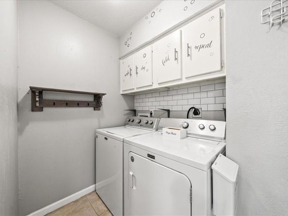 1341  Forestglen Drive , Lewisville Texas 75067