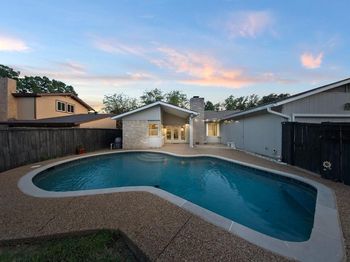 1341  Forestglen Drive 
