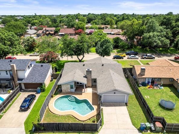 1341  Forestglen Drive , Lewisville Texas 75067