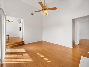 17490  Meandering Way  1711, Dallas Texas 75252