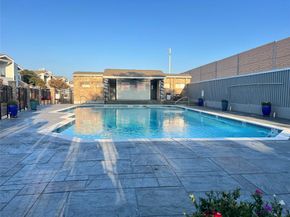 17490  Meandering Way  1711, Dallas Texas 75252