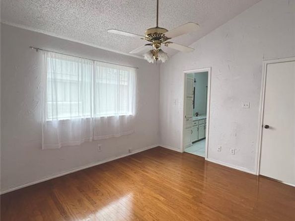 17490  Meandering Way  1711, Dallas Texas 75252
