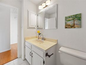 17490  Meandering Way  1711, Dallas Texas 75252