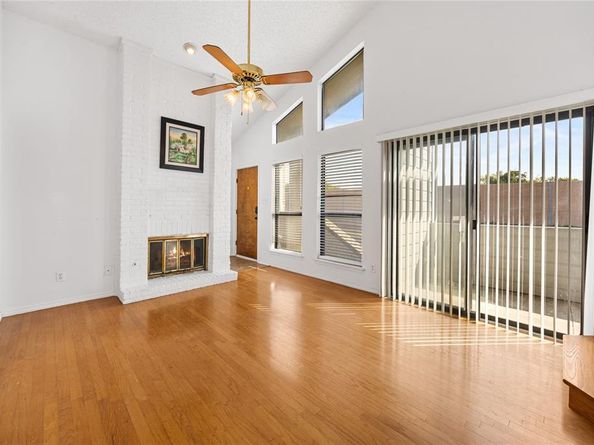 17490  Meandering Way  1711, Dallas Texas 75252