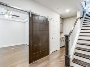 1323  Arch Place , Dallas Texas 75215