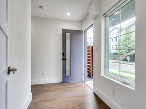 2450 N Garrett Avenue  4, Dallas Texas 75206