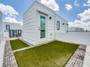 2450 N Garrett Avenue  4, Dallas Texas 75206