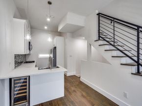 2450 N Garrett Avenue  4, Dallas Texas 75206