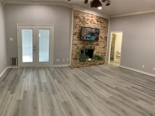 1670  Glencairn Lane , Lewisville Texas 75067