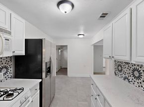 823  Collin Drive , Euless Texas 76039
