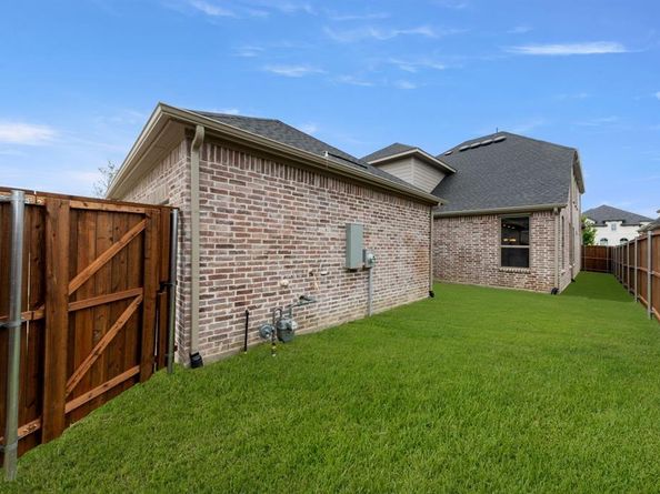 2816  Chester Drive , Celina Texas 75009