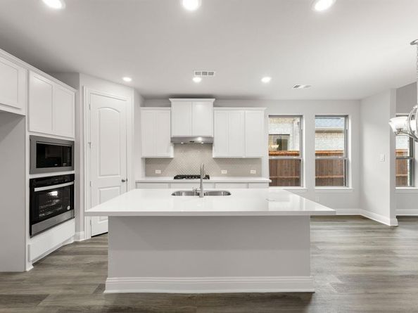 2816  Chester Drive , Celina Texas 75009