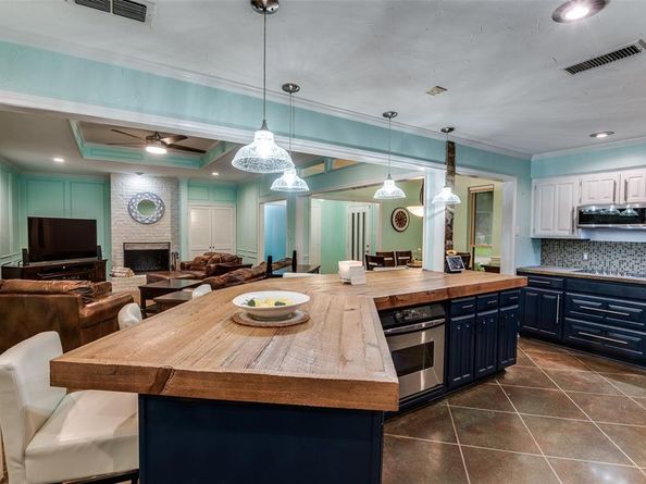 3235  Kenilworth Drive , Arlington Texas 76001
