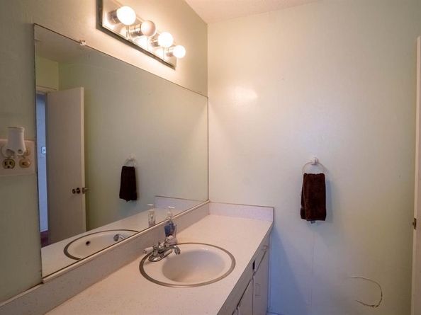 1905  Cimarron Trail , Hurst Texas 76054
