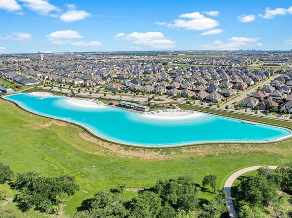 4600  Crossvine Drive , Prosper Texas 75078