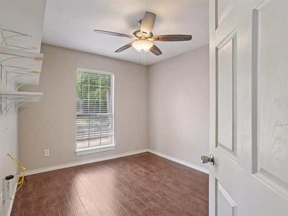 311  Guthrie Street , Dallas Texas 75224