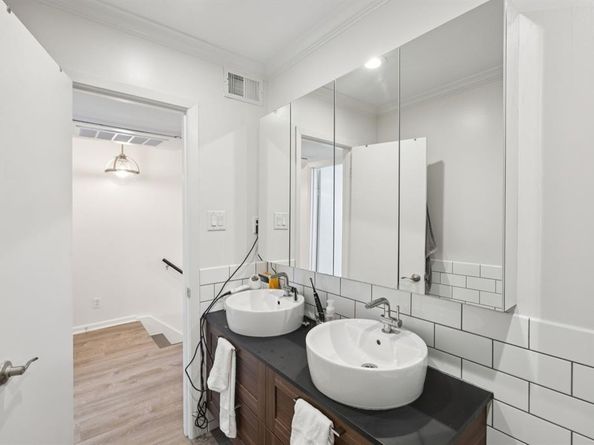 3321  Cole Avenue  116, Dallas Texas 75204