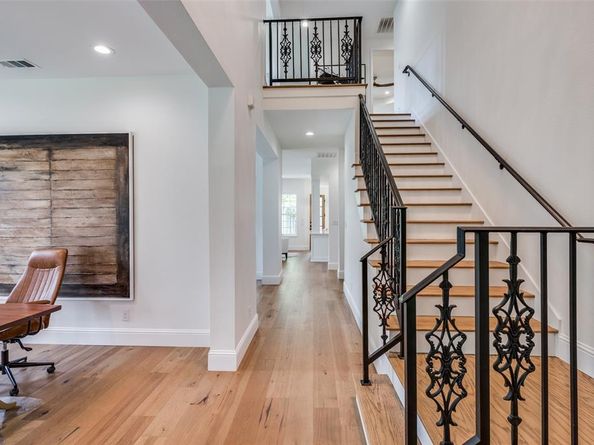 7630  Culcourt Street , Dallas Texas 75209