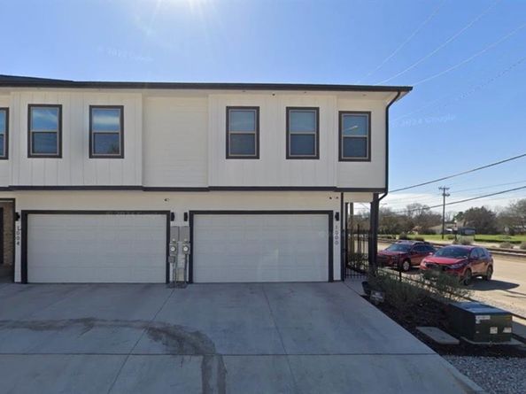 1000  17th Street , Plano Texas 75074