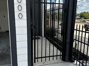 1000  17th Street , Plano Texas 75074
