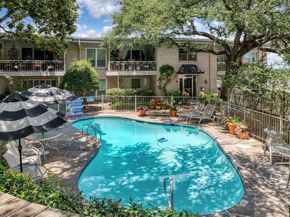2301  Ridgmar Plaza  8, Fort Worth Texas 76116