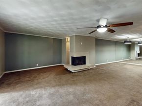 2301  Ridgmar Plaza  8, Fort Worth Texas 76116