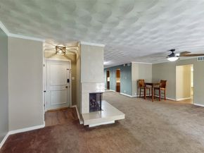 2301  Ridgmar Plaza  8, Fort Worth Texas 76116