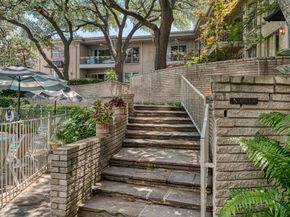 2301  Ridgmar Plaza  8, Fort Worth Texas 76116