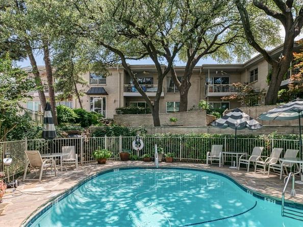 2301  Ridgmar Plaza  8, Fort Worth Texas 76116