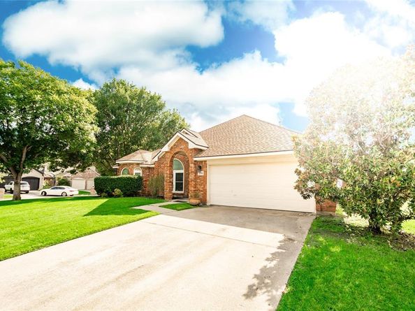 1701  Brook Lane , Flower Mound Texas 75028