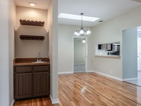 5200  Martel Avenue  37C, Dallas Texas 75206