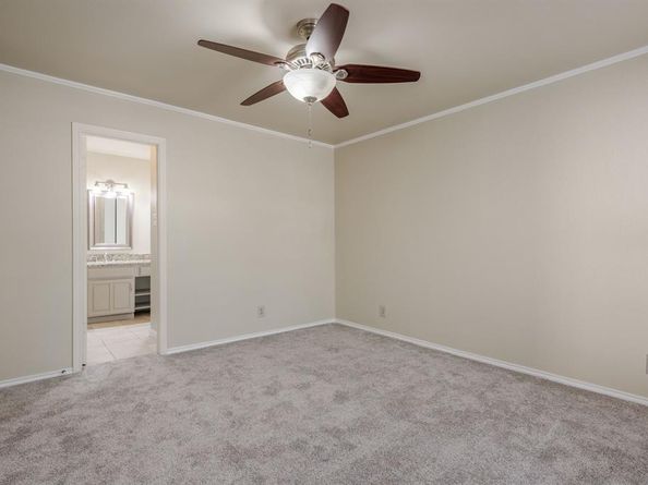 5200  Martel Avenue  37C, Dallas Texas 75206