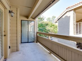 5200  Martel Avenue  37C, Dallas Texas 75206